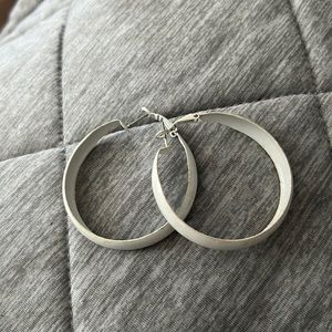 90’s hoop earring’s